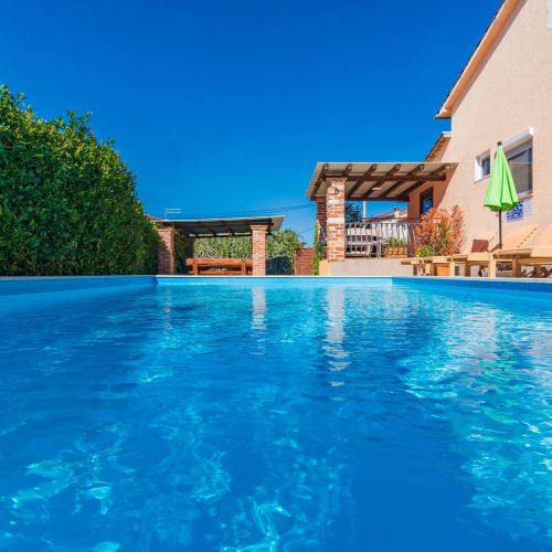 Apartments Eny Porec