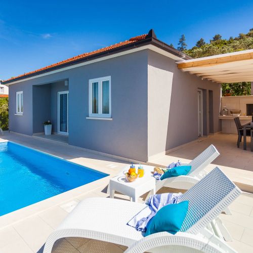 Seaside House With A Swimming Pool Cove Bristva, Korčula - 25192 Bristva
