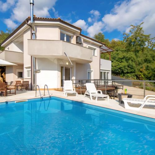 Ház Családok Részére Medencével Icici, Opátia - Opatija - 25227 Ičići