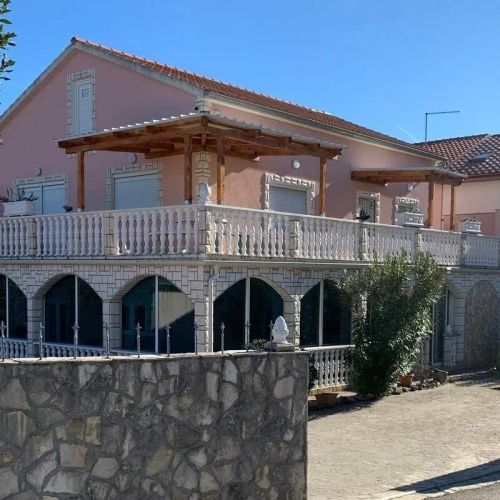 Apartments With Parking Space Pirovac, Šibenik - 25316 Pirovac