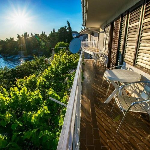 Apartments By The Sea Starigrad, Paklenica - 25355 Starigrad