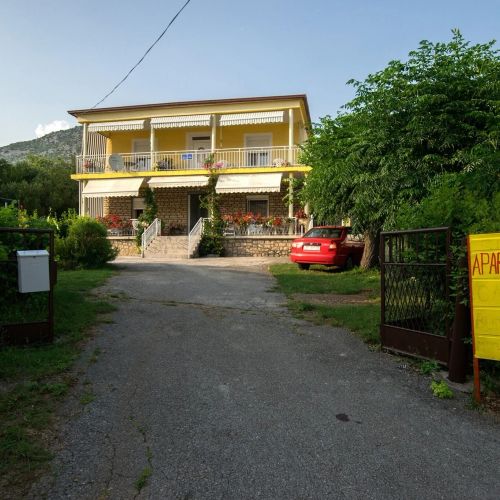 Apartments By The Sea Starigrad, Paklenica - 25400 Starigrad