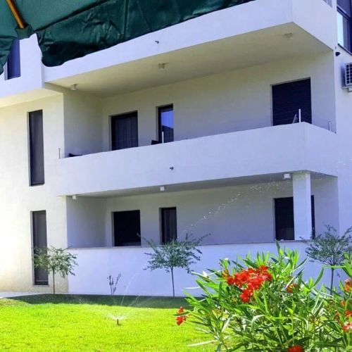 Apartments With Parking Space Medulin - 25408