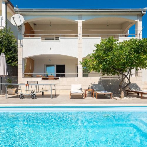 Sunshine Holiday Home Kaštel Novi – Kaštel Novi, Croația
