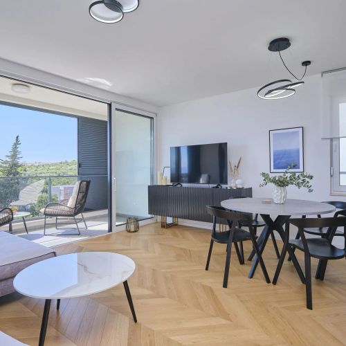 City Lux Suite Split