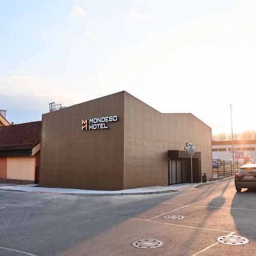 MONDESO HOTEL