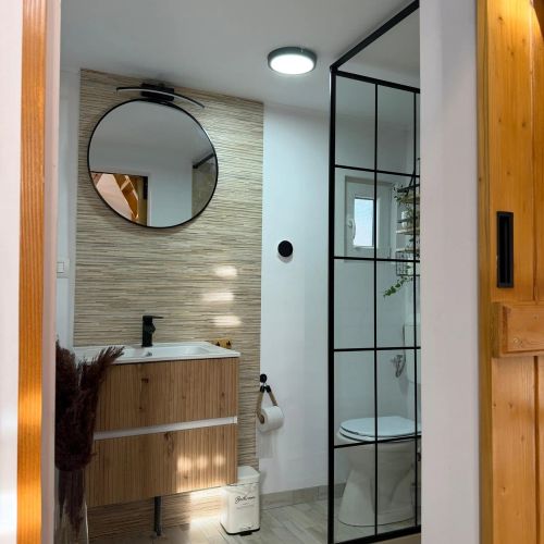 Escape Tiny Cabin Lereşti   – Lereşti, Rumunia