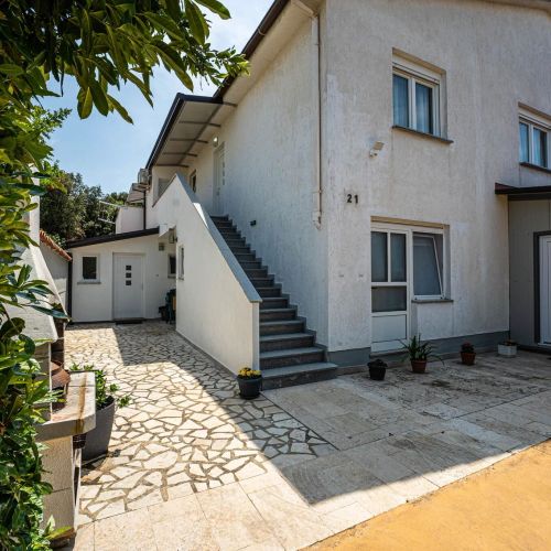 Apartment Darko Pješčana Uvala