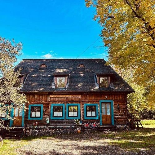 Breb's Cosy Barn