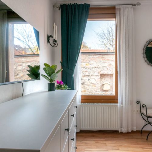 Romantic Studio with Secret Garden Budapest – Budapesta, Ungaria