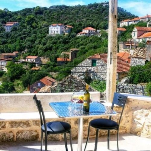 House Barbara Lastovo