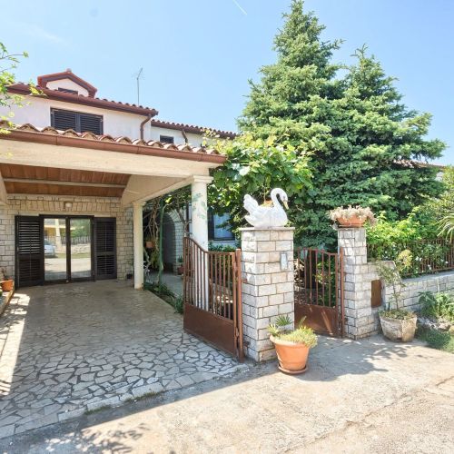 Apartments Melita Valbandon