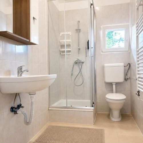 Silver Airport Parking & Apartments Vecsés – Vecsés, Ungaria