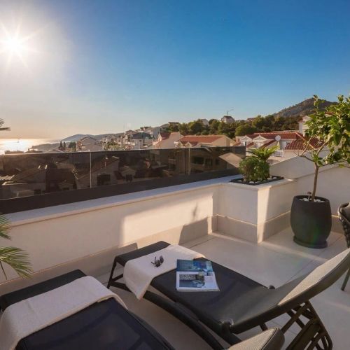 Apartments With Parking Space Hvar - 21877
