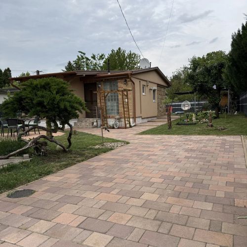 Relax Island Apartman Gárdony