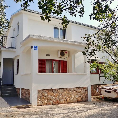 Apartments With Parking Space Starigrad, Paklenica - 25526 Starigrad