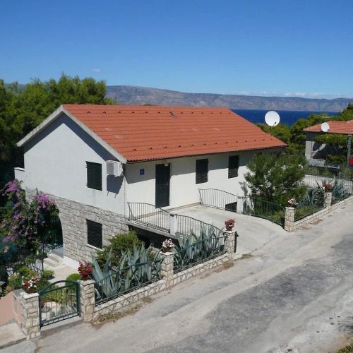 Apartments By The Sea Jelsa, Hvar - 25835 Jelsa