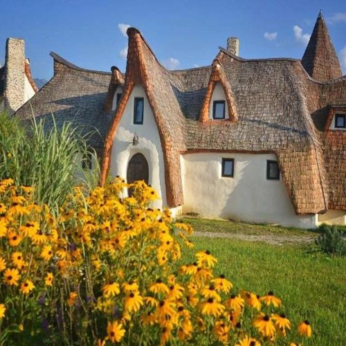 Castelul de Lut Valea Zânelor Porumbacu de Sus
