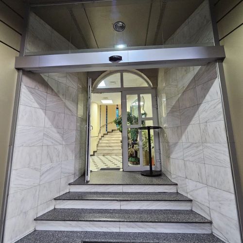 Hotel Carmen Pitești – Piteszt, Rumunia