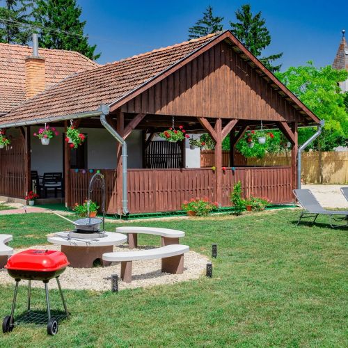 Kecskés Vendégház Magyardombegyház – Magyardombegyház, Węgry