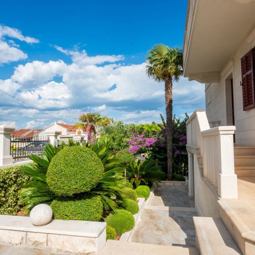 Apartments Sunny Retreat Supetar