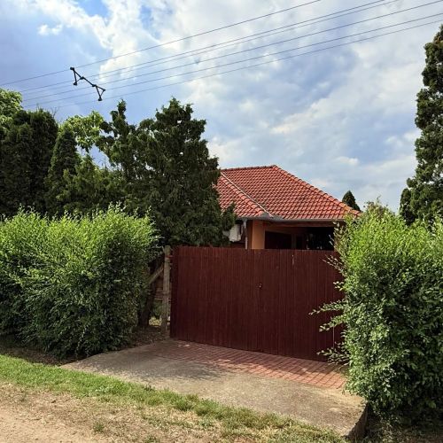 Tisza River 4 Seasons Home Tiszaroff – Tiszaroff, Ungaria
