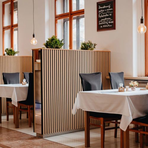 Restaurace a penzion Lucie – Jičín, Republica Cehă