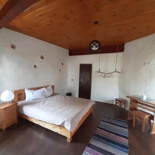 Casa Cob Village Berca – Berca, România