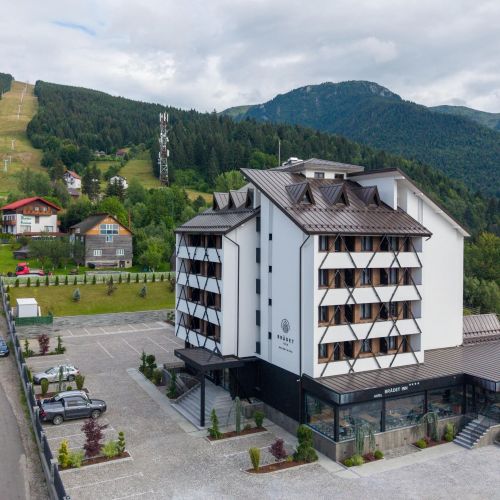 Hotel Bradet INN Resort & Spa Borșa – Borşa, România