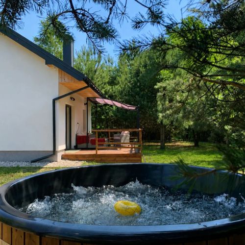 Domek Wśród Pól Rawa