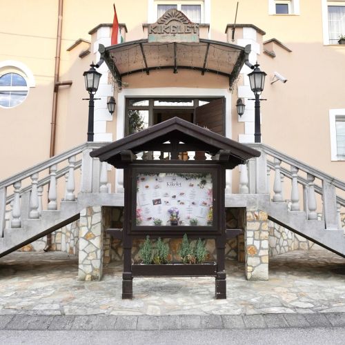 Kikelet Club Hotel Miskolctapolca – Miskolctapolca, Maďarsko