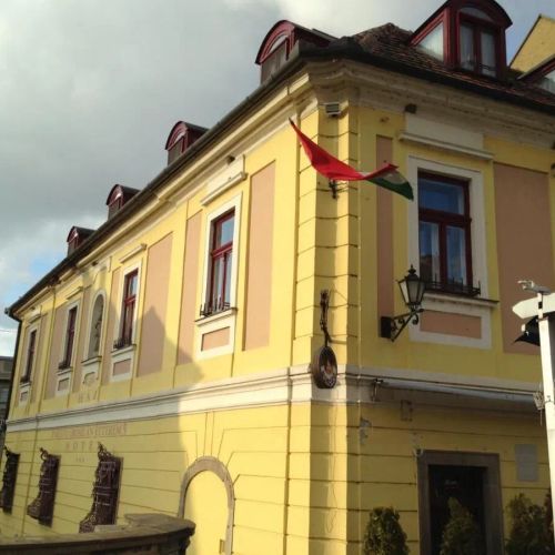 Offi Ház Hotel Eger – Eger, Ungaria