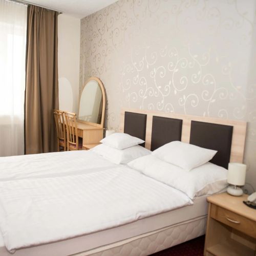 Hozam Wellness és Apartman Szolnok – Solnoca, Ungaria