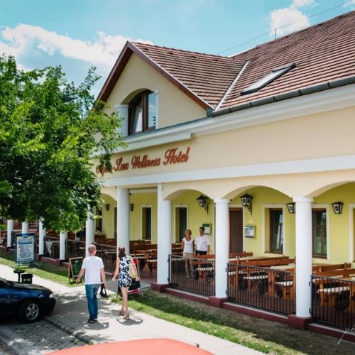 Aqua-Lux Wellness Hotel Cserkeszőlő