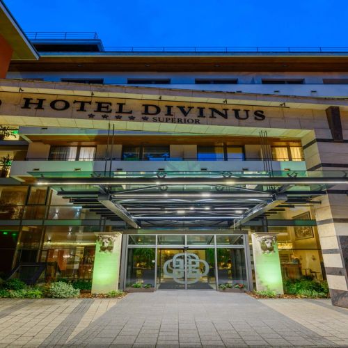 Hotel Divinus Debrecen – Debrețin, Ungaria