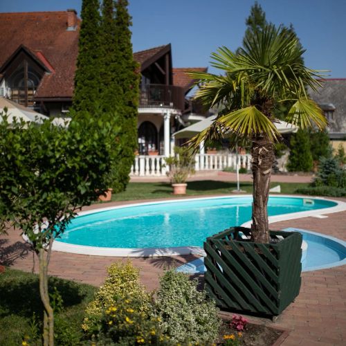 Zsanett Hotel Balatonkeresztúr – Balatonkeresztúr, Ungaria