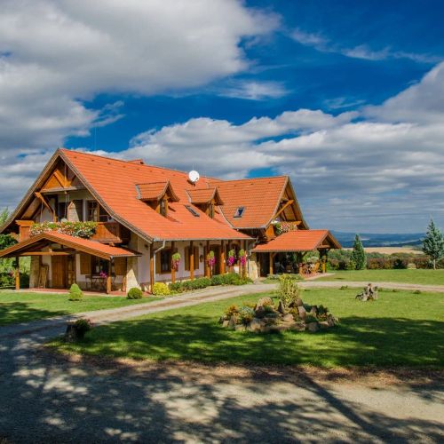 Hanga Vendégház Parád