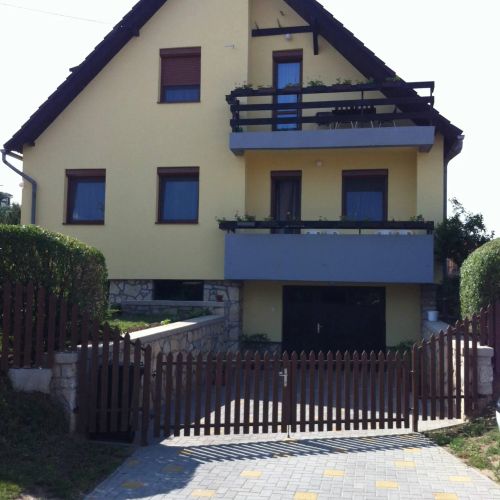 Lívia Apartman Balatonalmádi