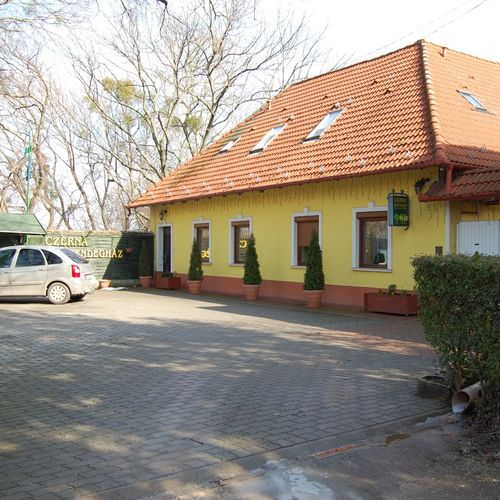 Czérna Vendégház Tata