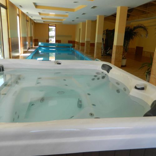 Mandarin Wellness Apartman Siófok – Siófok, Ungaria