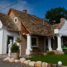 Fehér Tehén Vendégház Szekszárd