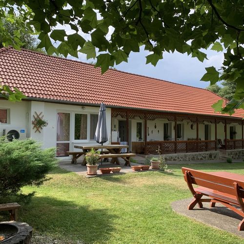 Fanni Vendégház Kishuta