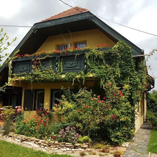 Trófea Apartman Gyenesdiás