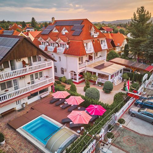 Tokajer Wellness Panzió Keszthely