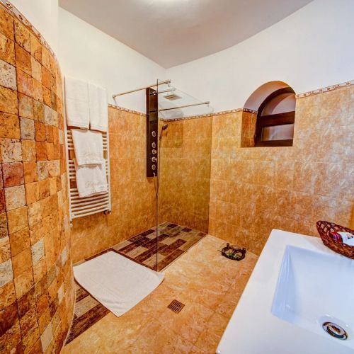 Hotel Acasă la Dracula Poiana Brașov – Poiana Brasov, România