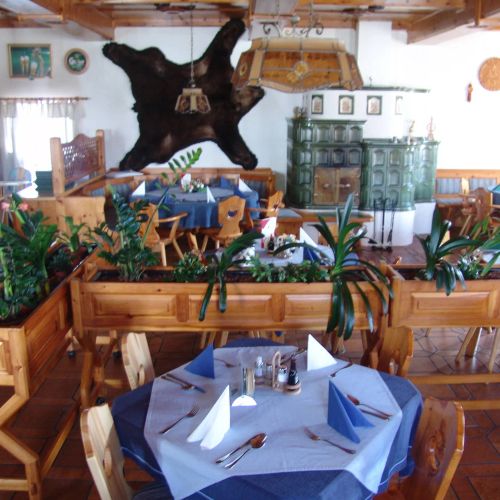 Gasthof zum Jägerwirt Mariazell – Mariazell, Austria