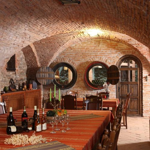 Castel Haller Ogra – Ogra, România