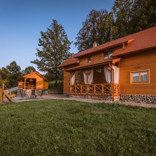 Pensiunea Relax Izvoare – Izvoare, România