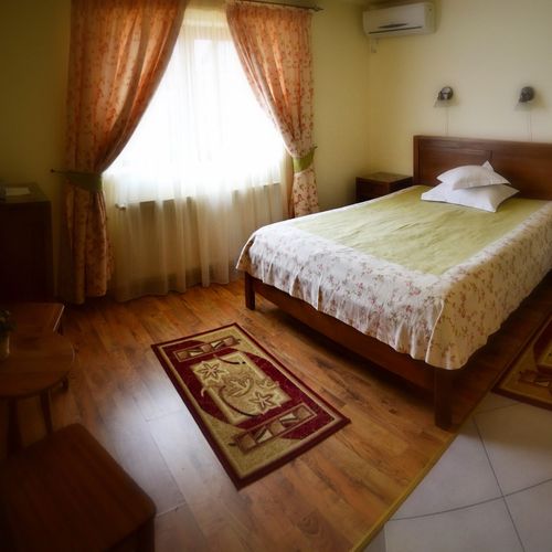 Vila Topârceanu Otopeni