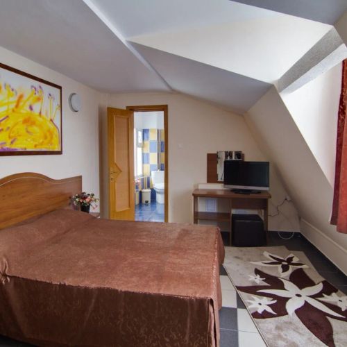 Hotel Tranzzit București